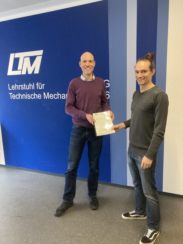 We welcome our new group member Lukas Laubert!